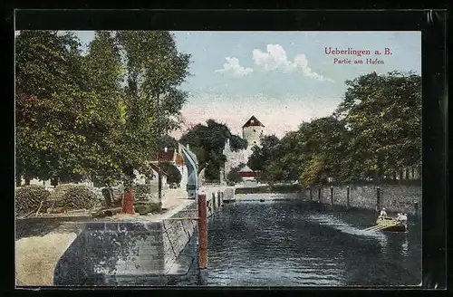 AK Ueberlingen a. B., kleine Ruderboot im Hafen