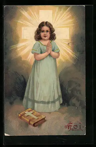 AK Allegorie für Glaube, Mädchen mit Bibel vor einem Kreuz