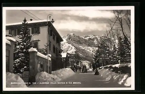 AK Bardonecchia, Albergo Villa Savoia e Via Medail