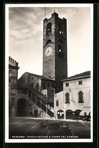 AK Bergamo, Piazza Vecchia e Torre del Comune