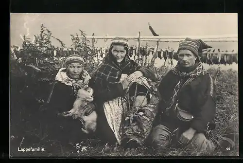 AK Lappefamilie, Norwegische Familie in traditioneller Kleidung
