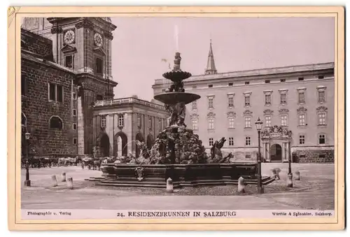 Fotografie Würthle & Spinnhirn, Salzburg, Ansicht Salzburg, Partie am Residenzbrunnen