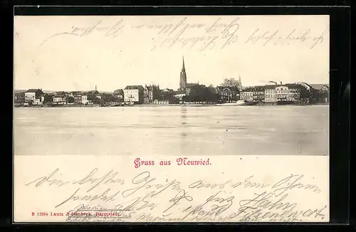 AK Neuwied, Panorama über das Wasser auf den Ort