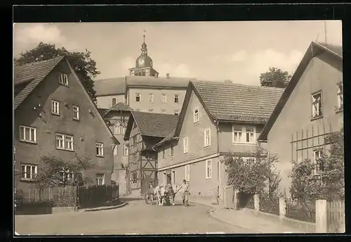 AK Wernshausen /Werra, Rudolf-Breitscheid-Str. mit Blick zum Kirchberg