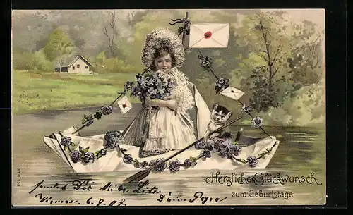 AK Hübsches Mädchen mit Katze, Blumen und Briefen in einem Segelboot