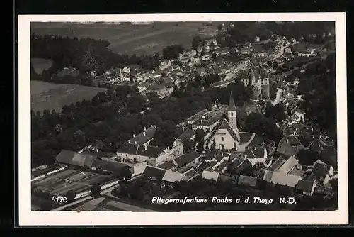 AK Raabs a. d. Thaya /N.-Ö., Teilansicht mit Kirche, Fliegeraufnahme