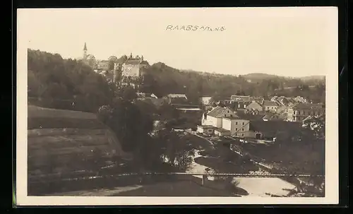 AK Raabs a. Th. /N.-Ö., Ortspartie mit Schloss