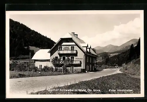 AK Wald, Gasthof Schwalbe mit Strasse und Umgebung