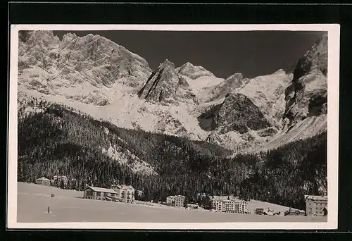AK San Martino di Castrozza, Ortsansicht im Winter