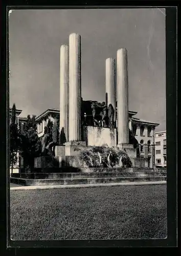 AK Treviso, Piazza della Vittoria, Monumento ai Caduti