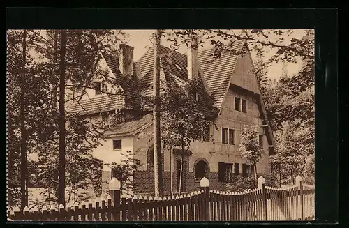 AK Templin, Haus mit spitzem Dach im Posterholungsheim