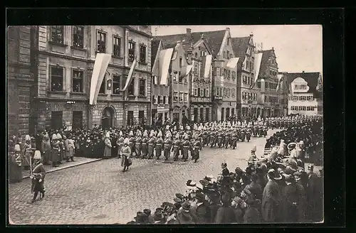 AK Dillingen a. D., Paradenmarsch des k. 8 Regiments