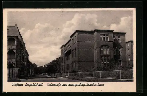 AK Strassfurt-Leopoldshall, Bodestrasse am Knappschaftskrankenhaus