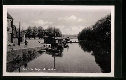 AK Plau i. Mecklbg., Partie am Hafen