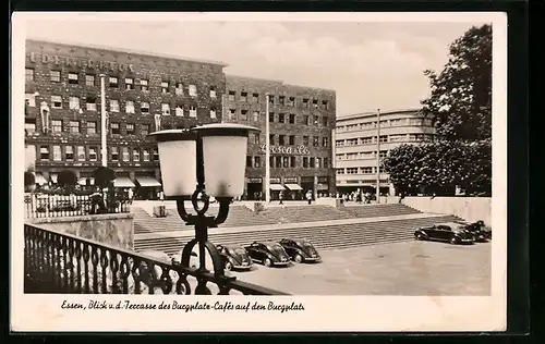 AK Essen, Blick a. d. Terasse des Burgplatz Cafes auf den Burgplatz