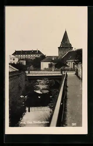 AK Horn /Gau Niederdonau, Uferpartie mit Brücke