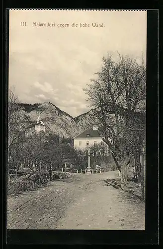 AK Maiersdorf, Ortspartie mit Denkmal gegen die hohe Wand