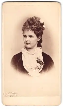 Fotografie E. Hanfstaengl, Stuttgart, Portrait Prinzessin Pauline von Württemberg