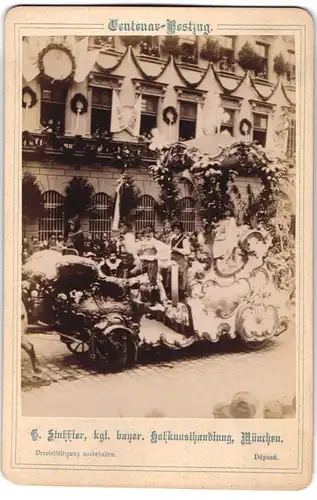 Fotografie G. Stuffler, München, Ansicht München, Wagen des Allgemeinen Gewerbevereins zur Centenarfeier 1888