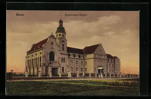 AK Neuss, Kamillianer-Kloster, Aussenansicht