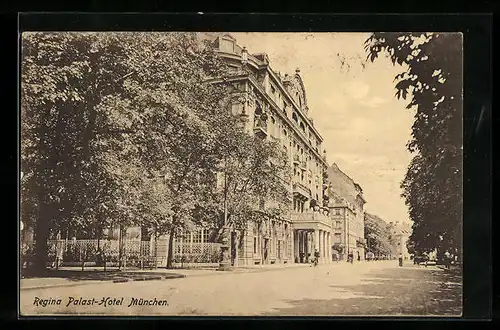 AK München, Regina-Palast-Hotel mit Strasse