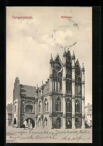 AK Tangermünde, Blick zum Rathaus