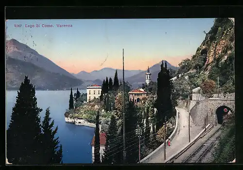 AK Varenna, Häuser und Eisenbahntunnel