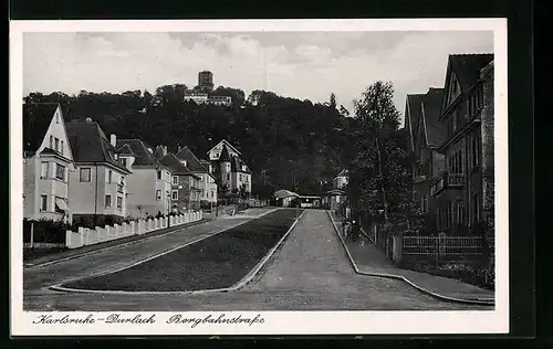 AK Karlsruhe-Durlach, Bergbahnstrasse mit Passanten