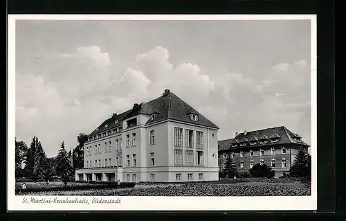 AK Duderstadt, St. Martini-Krankenhaus von einem Feld aus