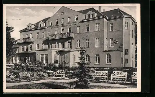 AK Bad Lausick, Kurhotel Hermannsbad bei Sonnenschein