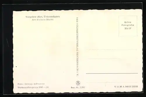 AK Torgelow /Krs. Ückermünde, Luxuswarengeschäft und Kirche am kleinen Markt