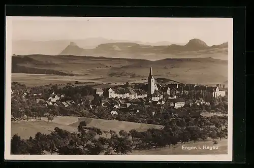 AK Engen, Ortspanorama mit Kirche