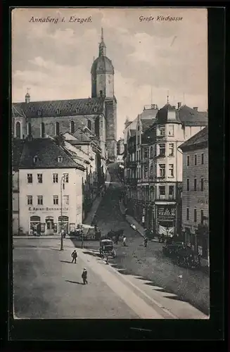 AK Annaberg i. Erzgeb., Strassenpartie Grosse Kirchgasse mit Drogerie