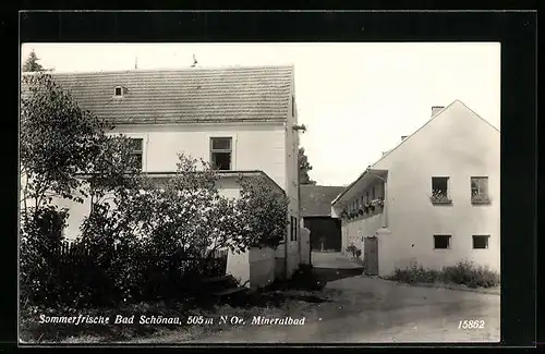 AK Bad Schönau, Strassenpartie mit Blick in einen Hof