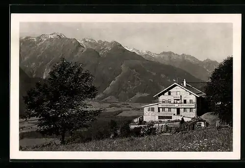 AK Neukirchen im Krimmlertal /Oberpinzgau, Jausenstation Stockenbaum gegen Hüttalkogel und Seekarr