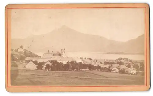 Fotografie Fz. Kohaut, Mondsee, Ansicht Mondsee, Panorama der Stadt mit Kirche