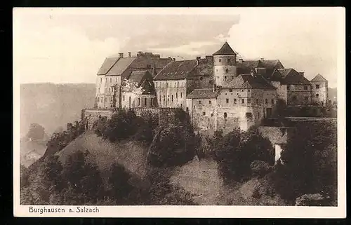 AK Burghausen a. Salzach, Burg aus der Vogelschau