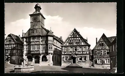 AK Heppenheim a. d. Bergstrasse, Marktplatz mit Rathaus