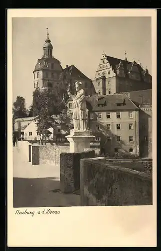 AK Neuburg a. d. Donau, Denkmal