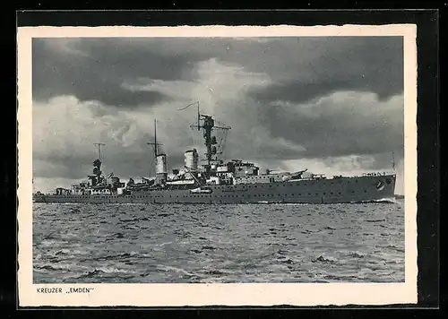 AK Kreuzer Emden macht Fahrt
