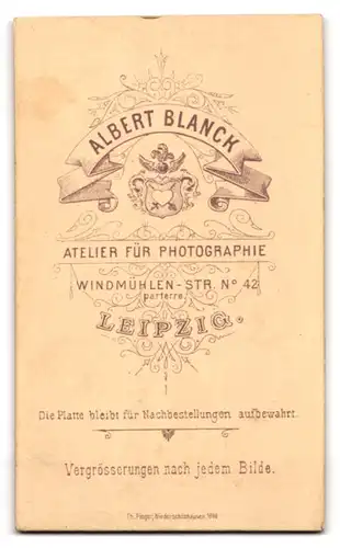 Fotografie Albert Blanck, Leipzig, Windmühlen-Strasse 42, Junge Dame im eleganten Sonntagskleid