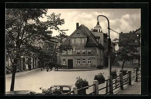 AK Eisenberg /Th., Gaststätte Trompeterschlösschen mit Strassen