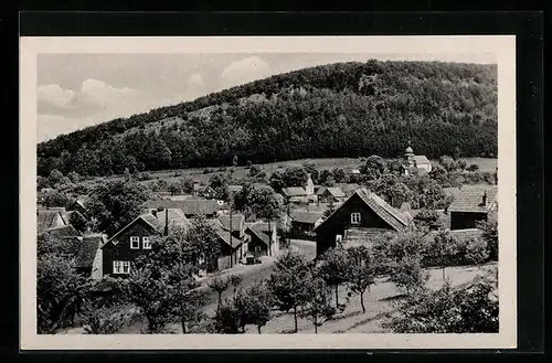 AK Martinroda /Thür. Wald, Ortsansicht mit Blick auf die Kirche