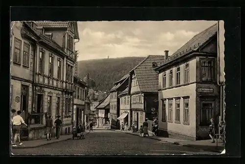 AK Ruhla /Thür. Wald, untere Lindenstrasse, Strassenpartie