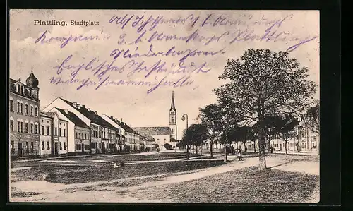 AK Plattling, Stadtplatz mit Kirche