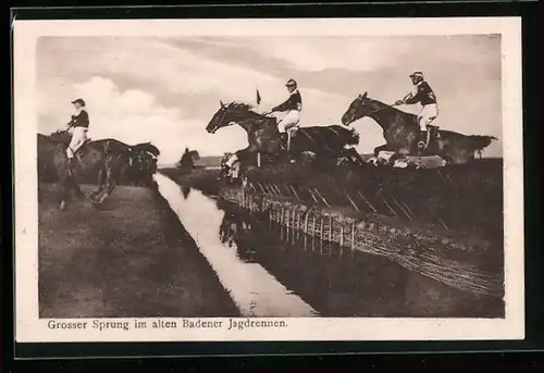 AK Baden-Baden, Jagdrennen, Springreiter beim Wassergraben