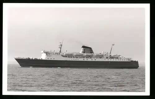 Fotografie Schiff Koningin Juliana auf der See