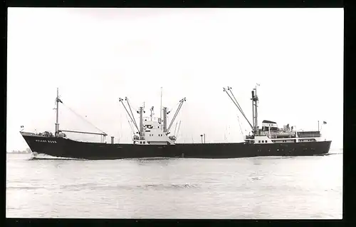 Fotografie Schiff Helene Russ auf dem Meer