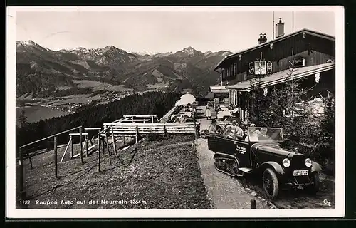 AK Neureuth, Ansicht mit Raupen-Auto und Bergpanorama