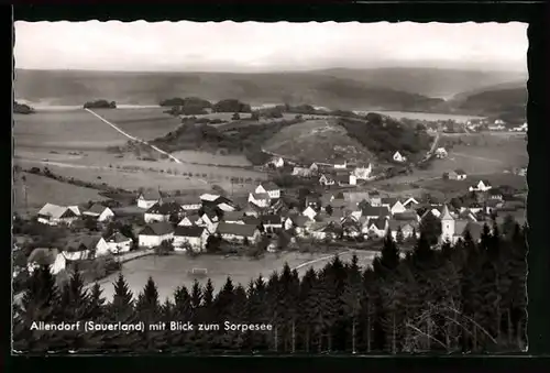 AK Allendorf /Sauerland, Ortsansicht mit Blick zum Sorpersee